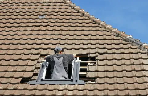 Pose de velux - Lablachère